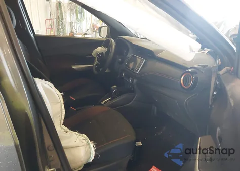 2019 Nissan Kicks Sr из США, поврежденный, VIN 3N1CP5CU9KL551251